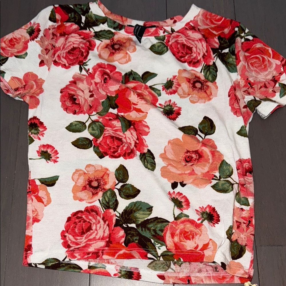 Forever 21 Red and Orange Boxy Tee